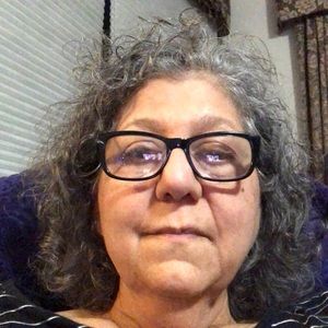 Meet your Posher, Carolyn